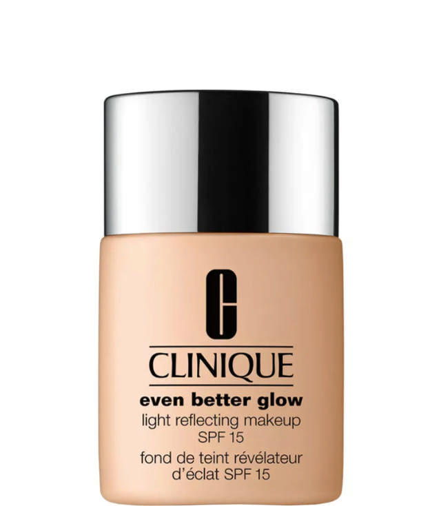 Clinique Even Better Glow Light Reflecting Makeup Spf 15 Cn 20 Fair, 30 ml.