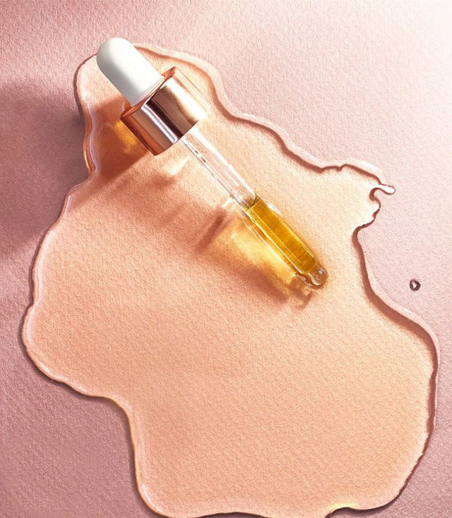 KORA Organics Noni Glow Face Oil, 10 ml.