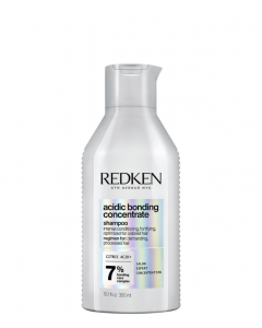 Redken Acidic Bonding Concentrate Shampoo, 300 ml.
