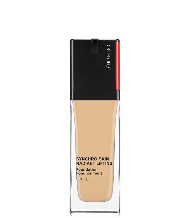 Shiseido Synchro Skin Radiant Foundation 250 Sand, 30 ml.